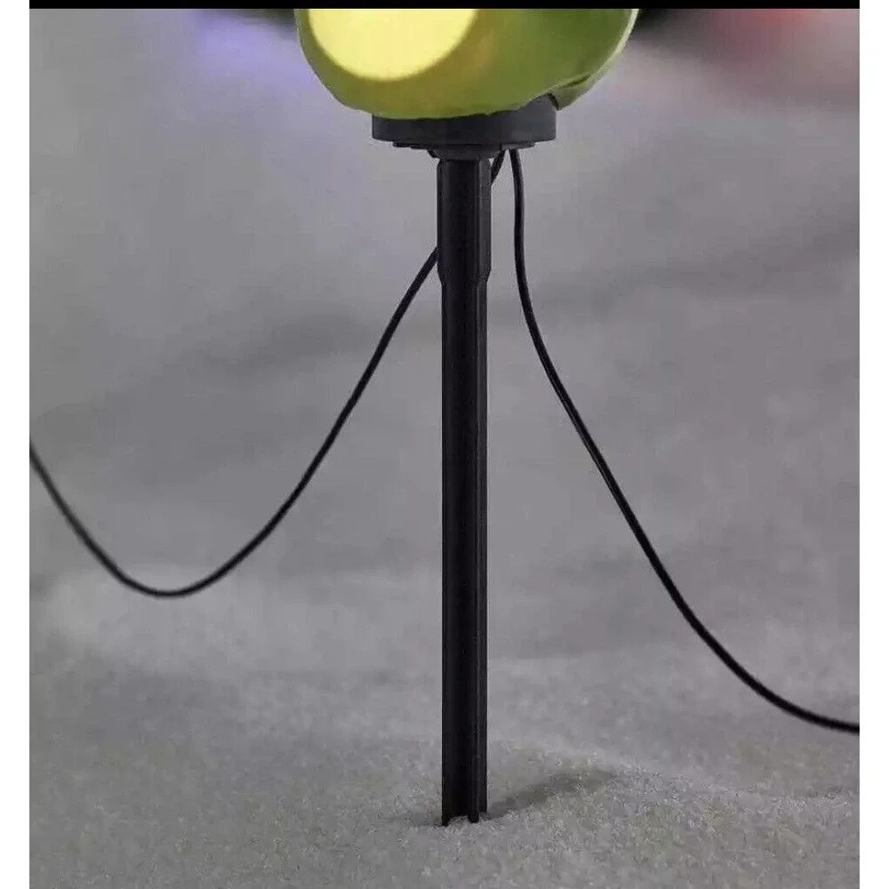 Christmas Grinch Battery-Operated Pathway Stakes (4‎ Count) With Santa Hat LED